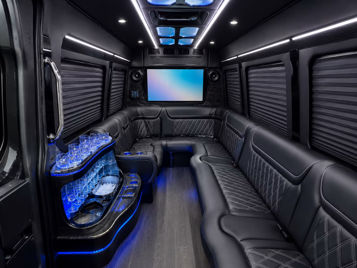 corporate retreat and team outing transportation to rocky mountain national park and ski resorts