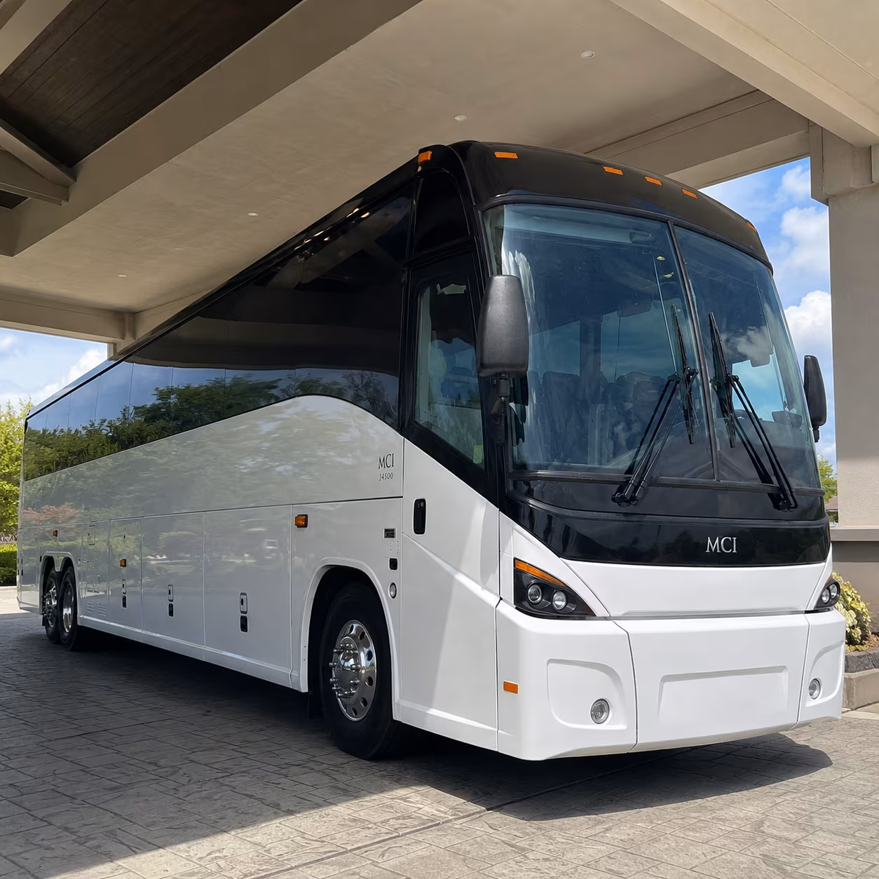 daily commuter shuttles from loveland windsor and wellington to fort collins