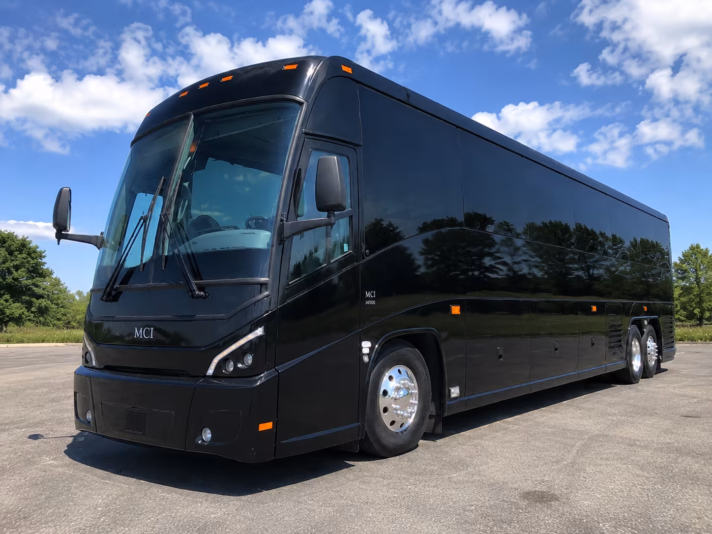 wedding shuttles to mountain and foothills venues near fort collins